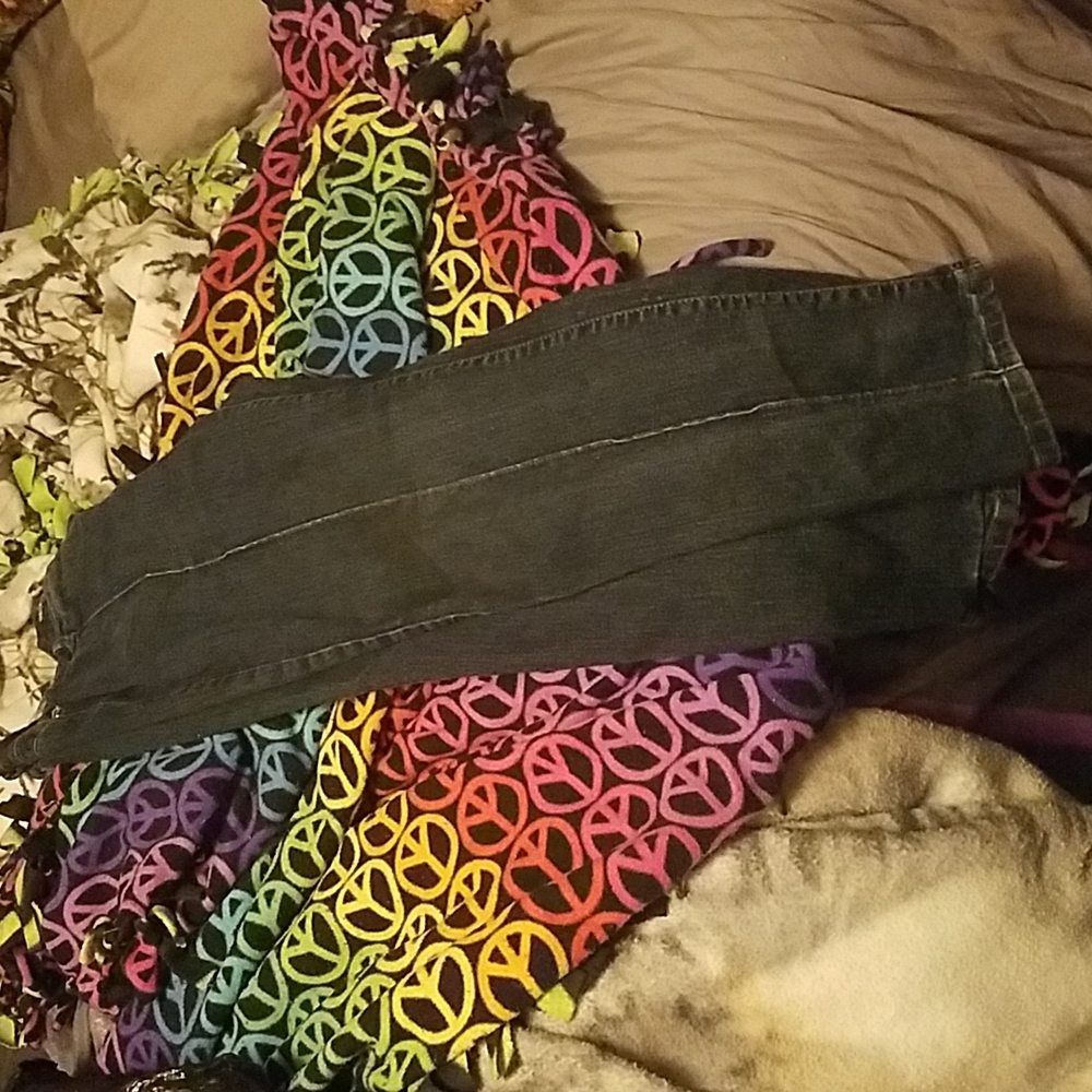 JEANS - Picture 2 of 3